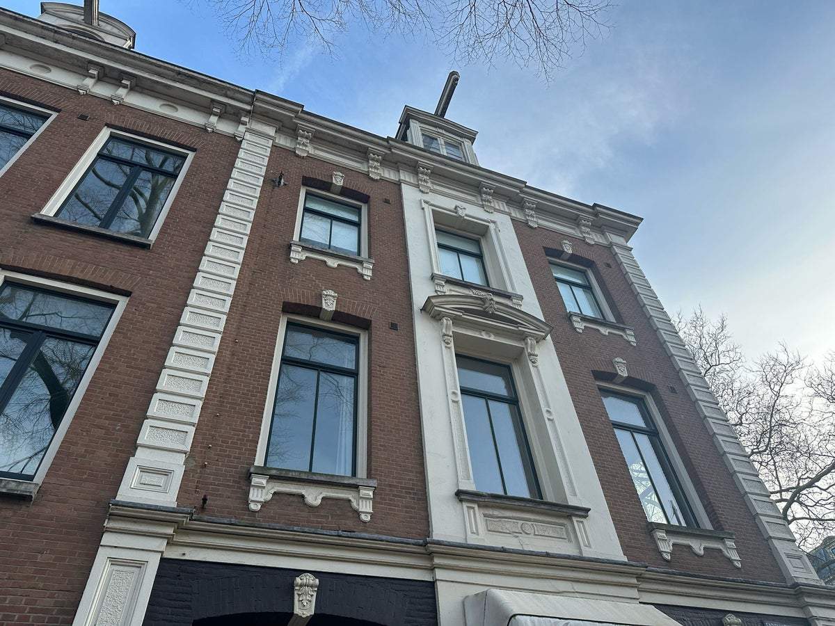 Afbeelding 1 van 18