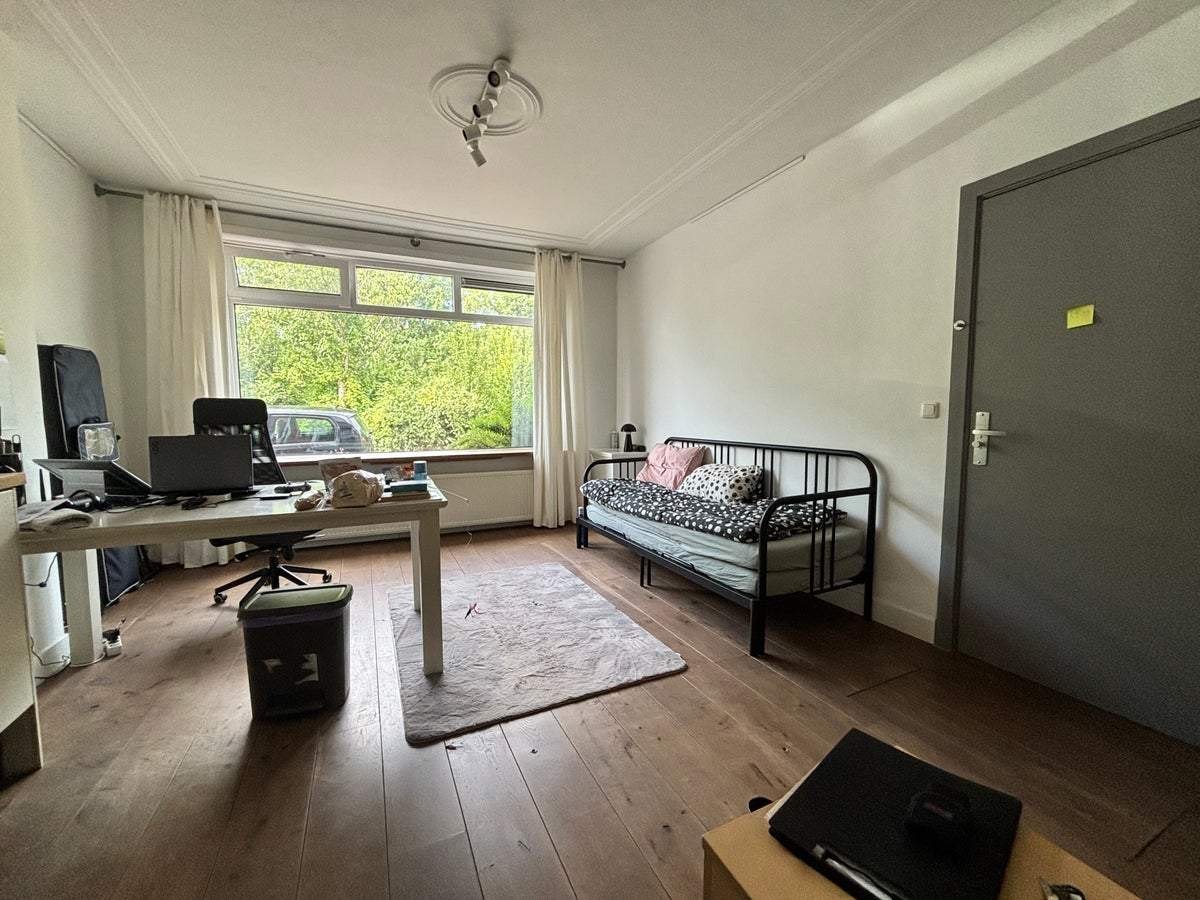 Bild 1 von 6