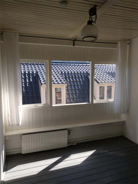 Bild 2 von 9