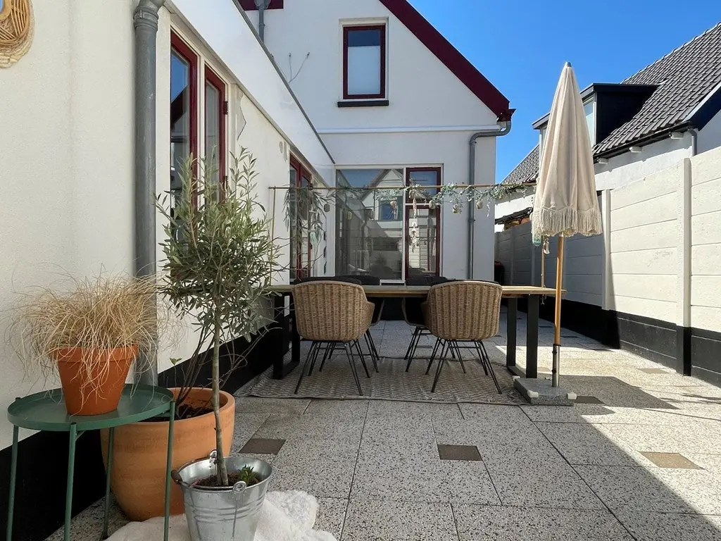Image 20 of 23