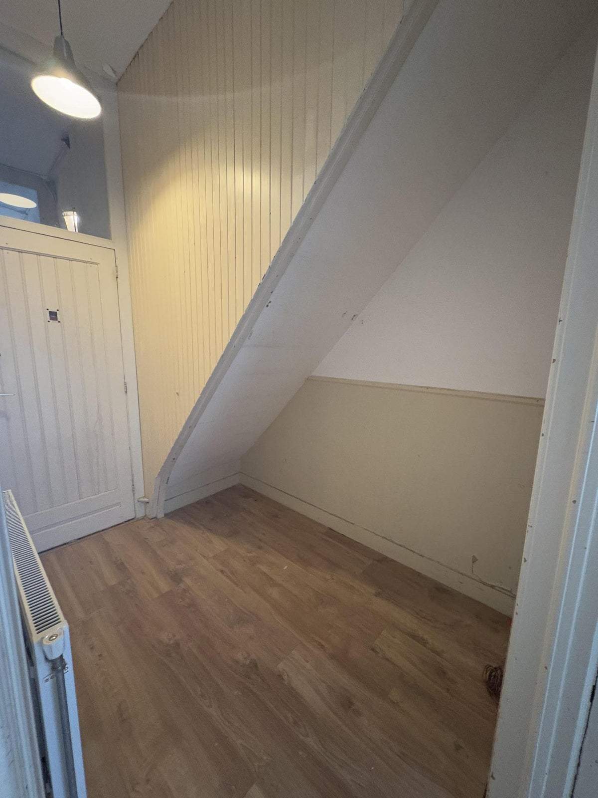 Image 2 of 30