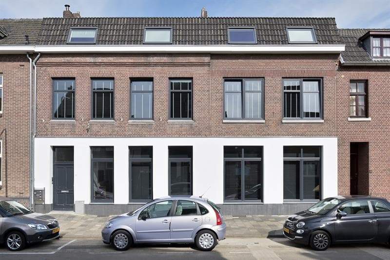 Image 19 sur 24