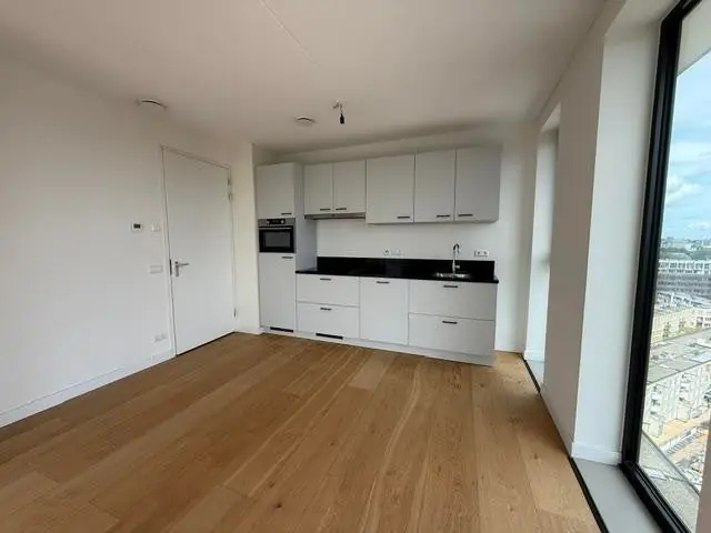Image 6 of 13