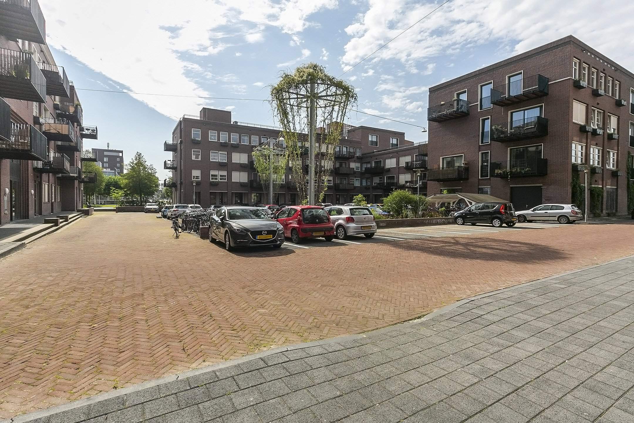 Image 18 sur 21
