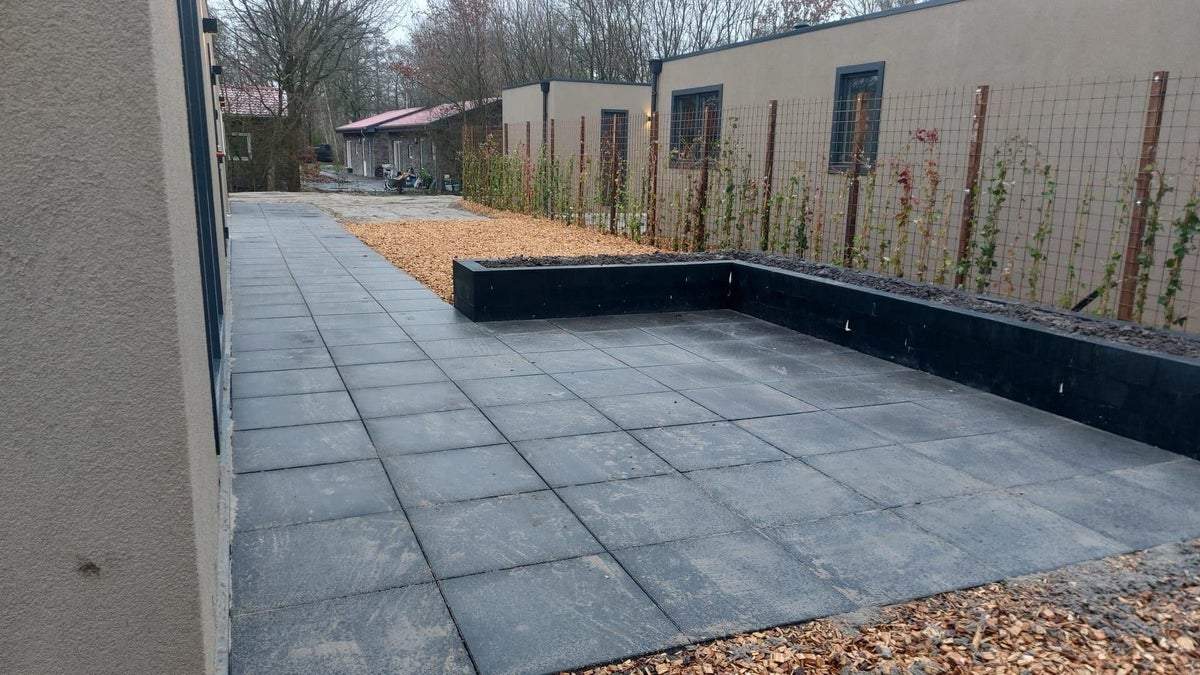 Bild 1 von 14
