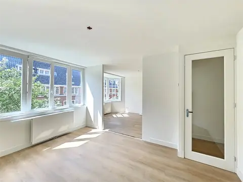 Apartamento sin amueblar de 2 dormitorios en Eendrachtstraat, Ámsterdam