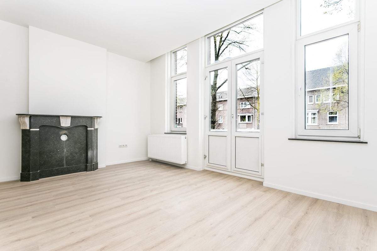 Bild 1 von 10