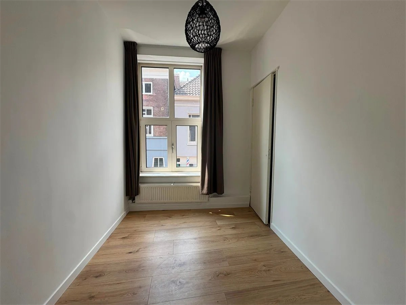 Image 13 of 16