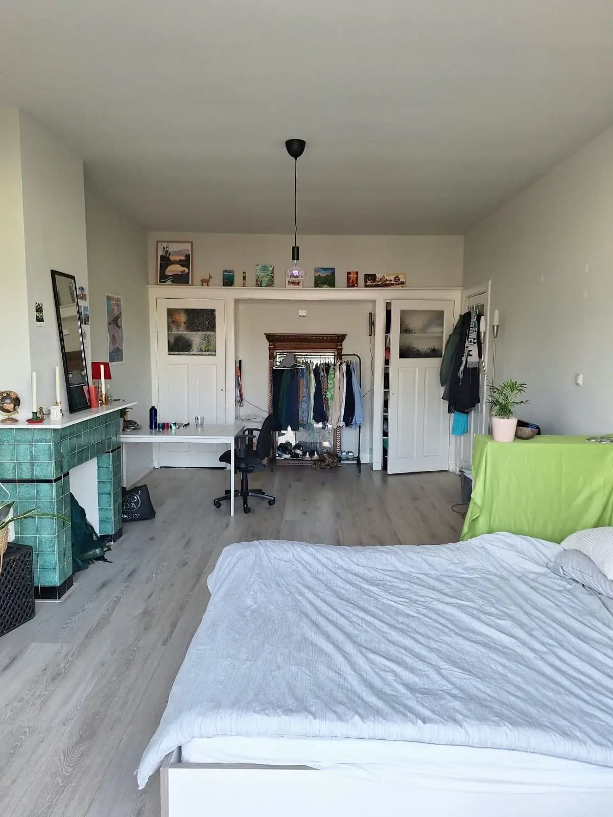 Image 3 of 9