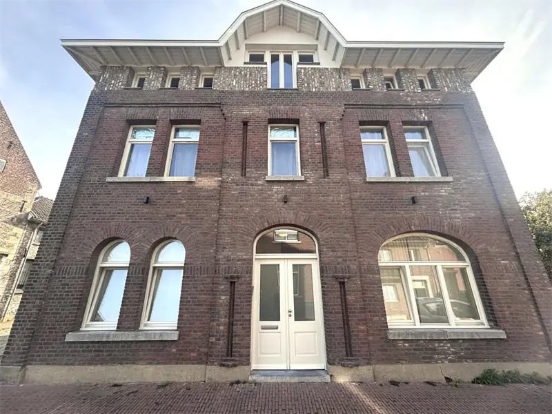 Image 1 of 11