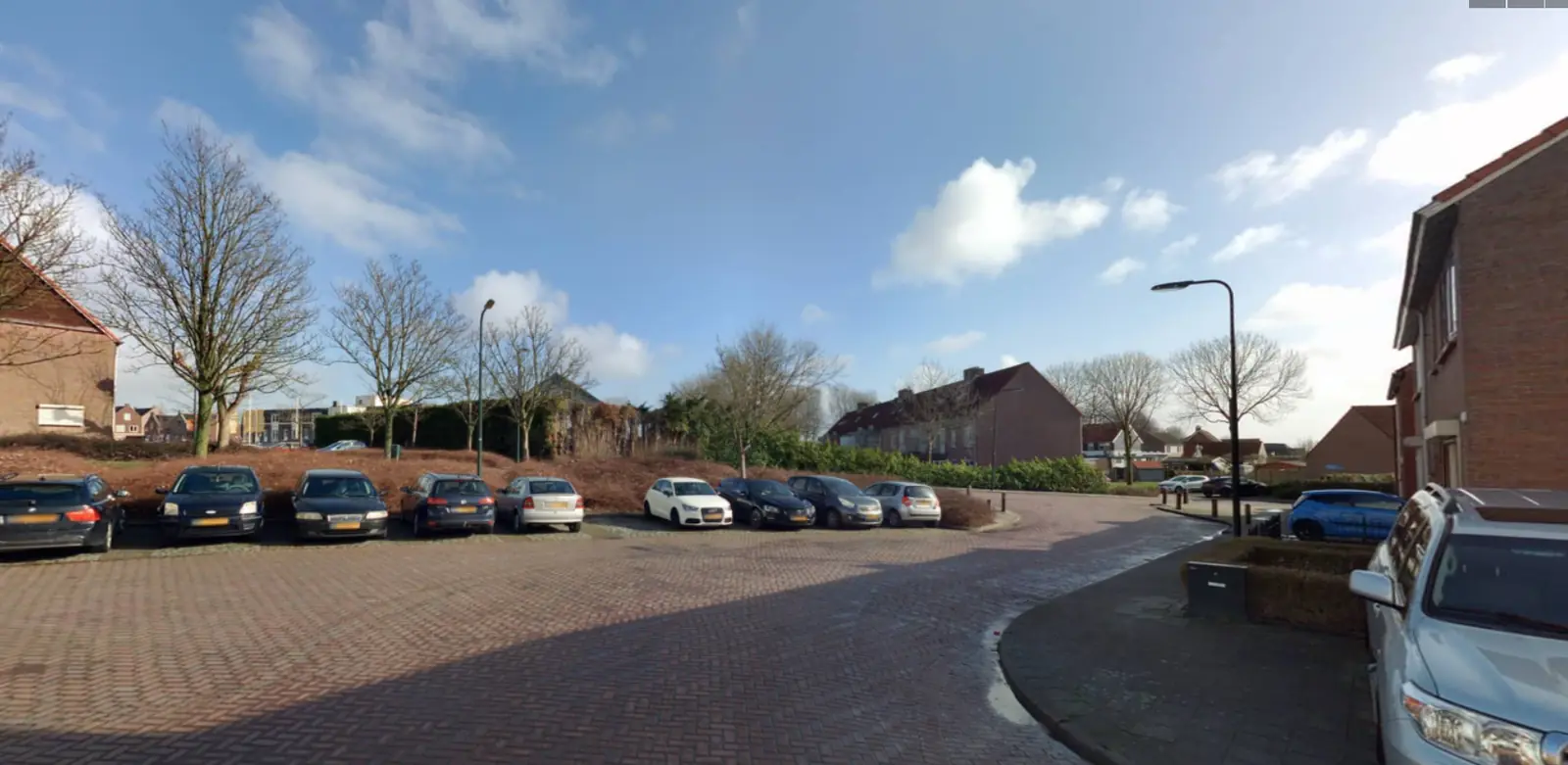 Image 2 of 3