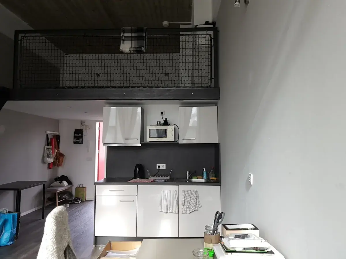 Image 6 of 10