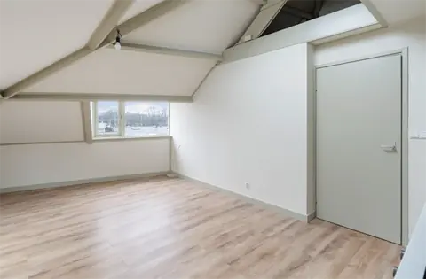 Apartamento en Morsweg, Leiden - En alquiler