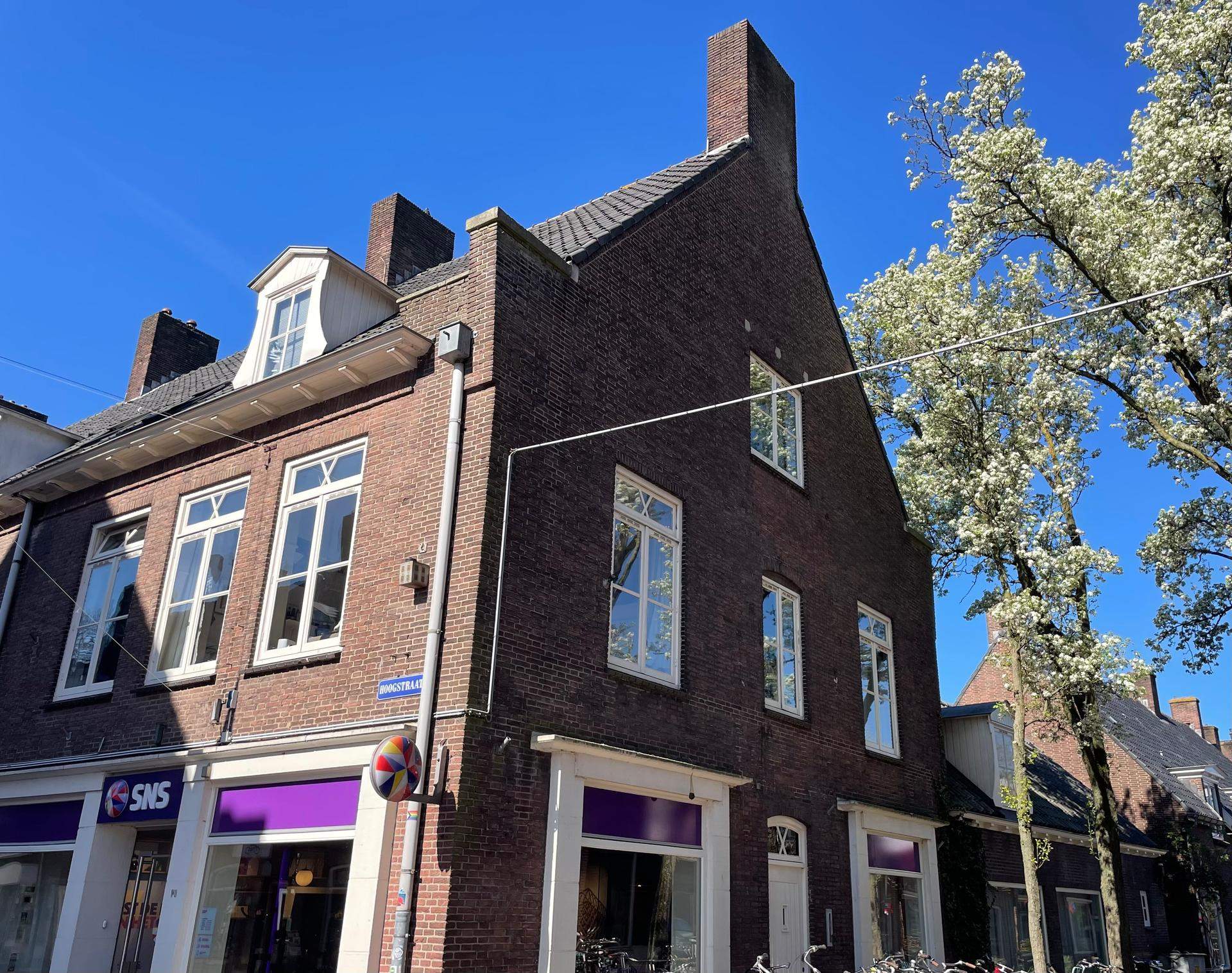 Afbeelding 2 van 6