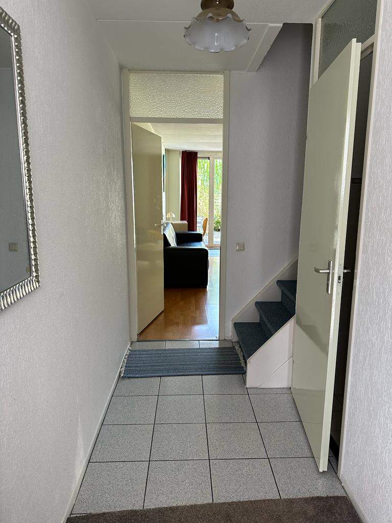 Bild 2 von 27