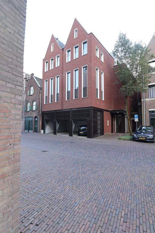 Afbeelding 2 van 37