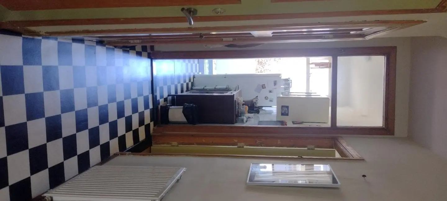 Image 6 of 10