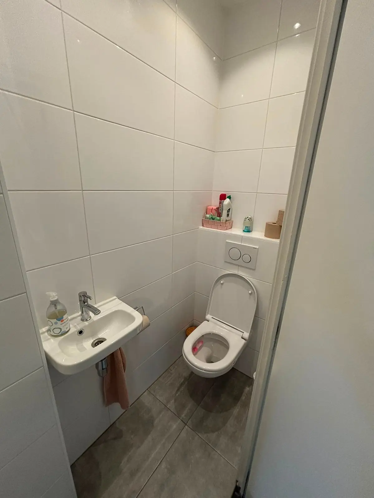 Image 7 of 8