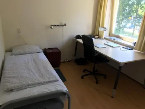 Chambre meublée Ibrahim Moustafapad, Amsterdam - À louer