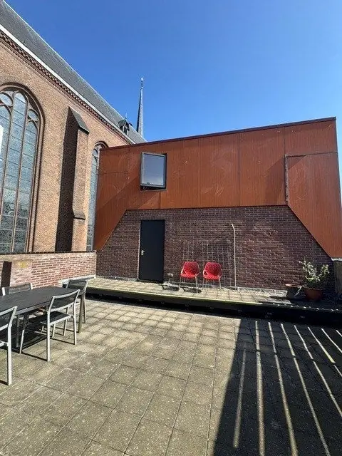 Image 22 of 25