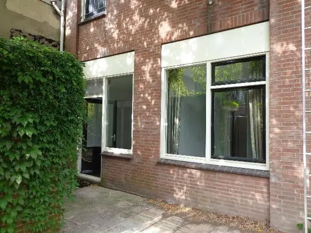 Afbeelding 2 van 14