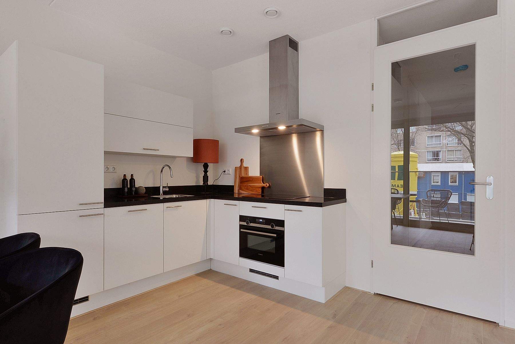 Image 3 of 8