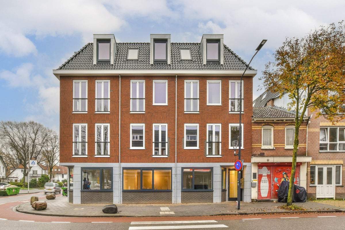 Afbeelding 2 van 14