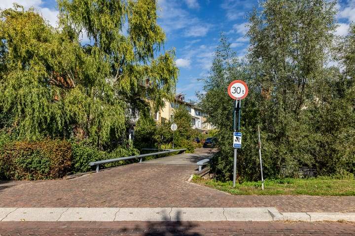 Bild 33 von 40