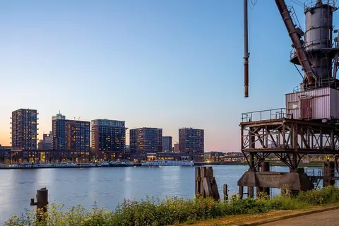 Apartment Brede Hilledijk 330, Rotterdam - For Rent