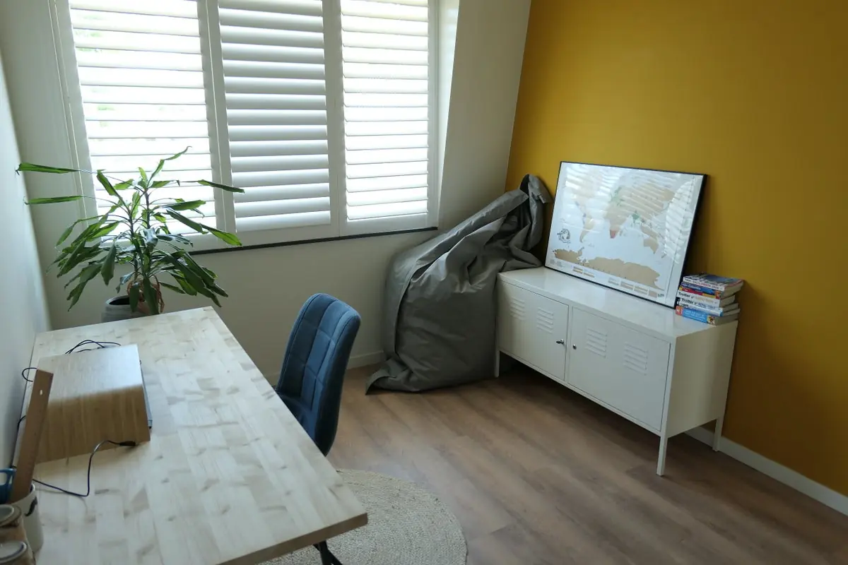 Image 19 of 38