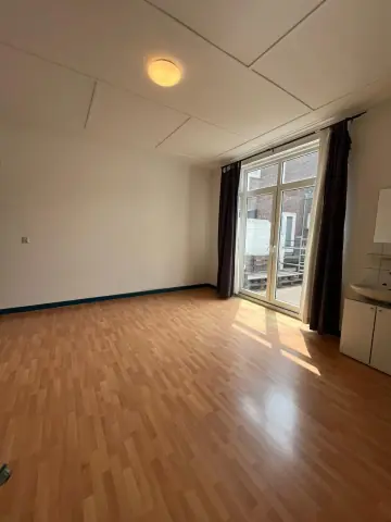 Kamer Kruisstraat 46 in Heerlen - Te Huur