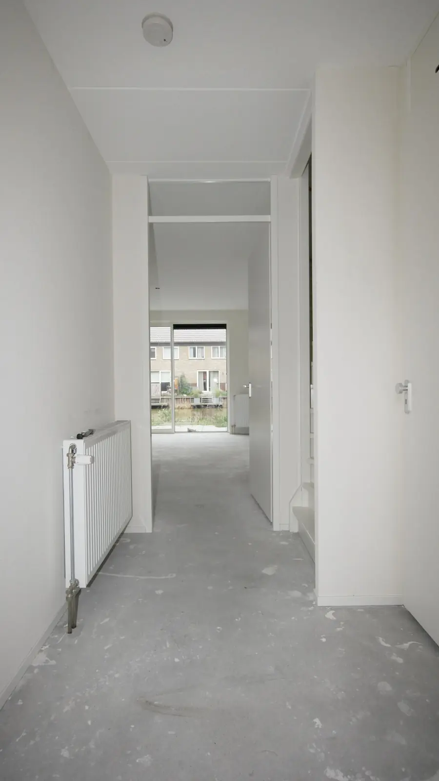 Image 4 of 17
