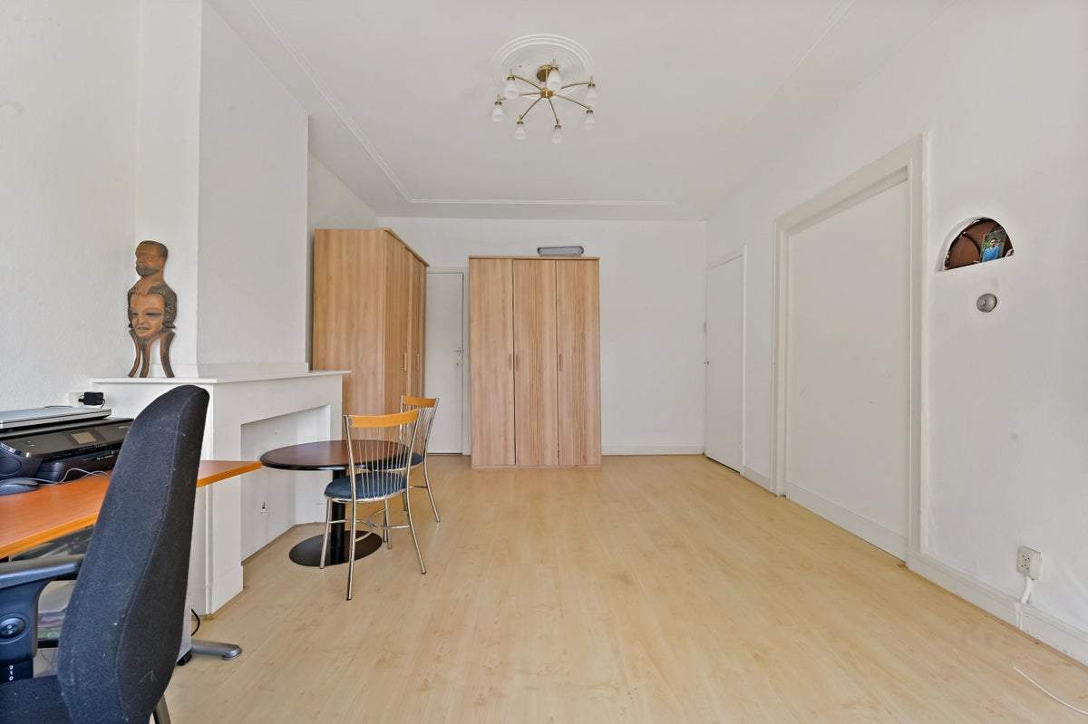Image 30 of 35