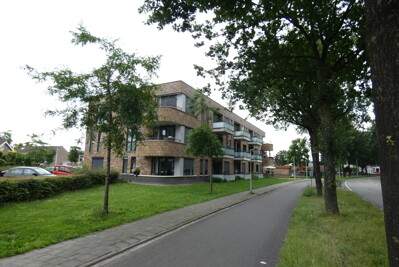 Bild 1 von 2