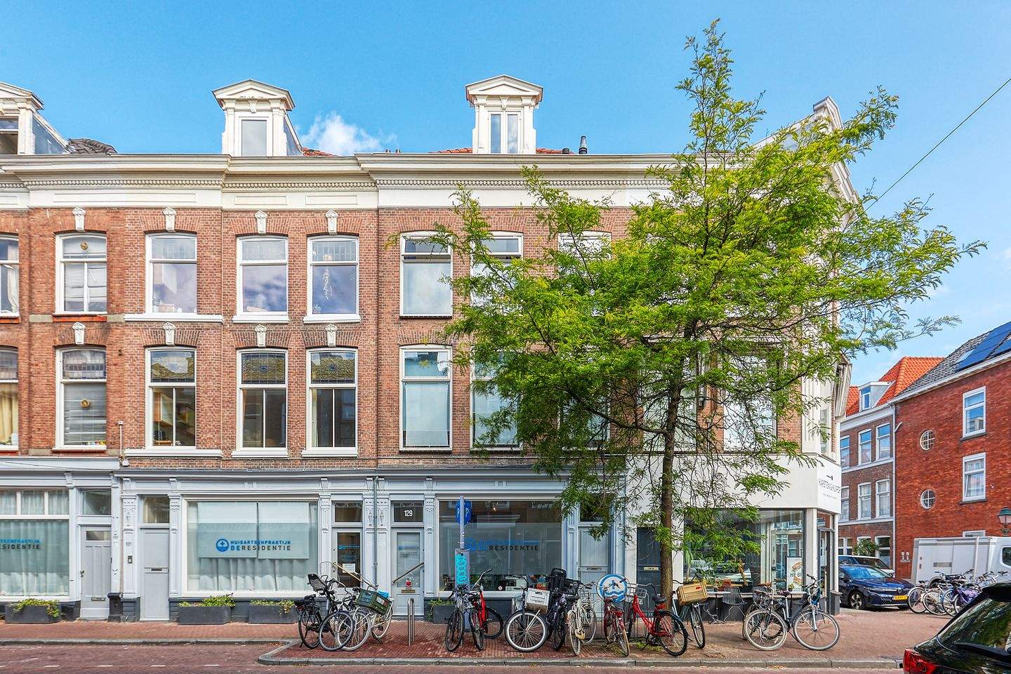 Afbeelding 1 van 42