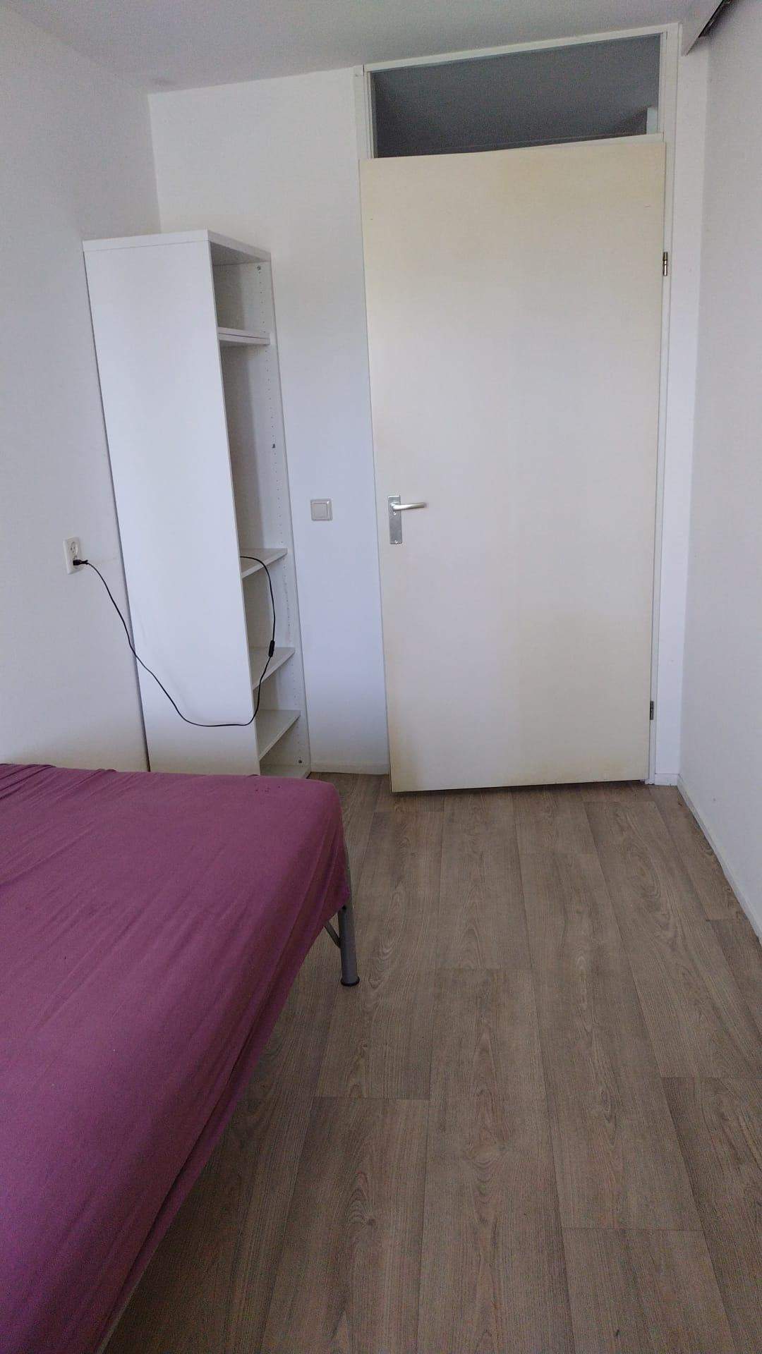 Bild 1 von 9