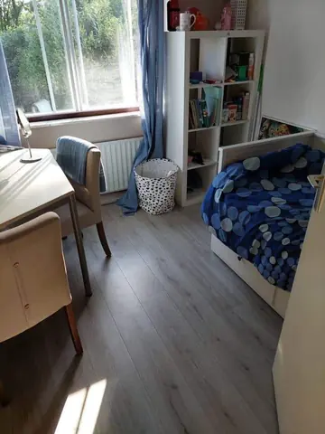 Gemeubileerde kamer aan de Keurvorststraat, Molenhoek - Te huur