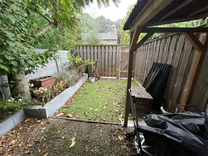 Image 8 of 8
