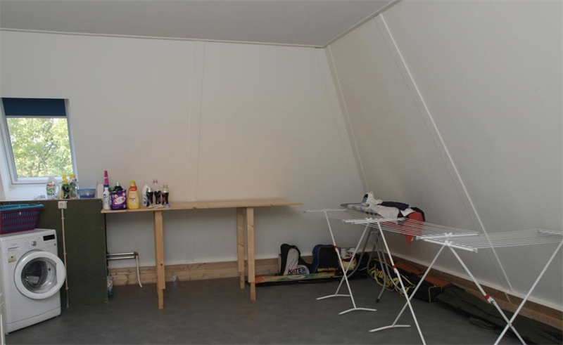 Image 2 of 9