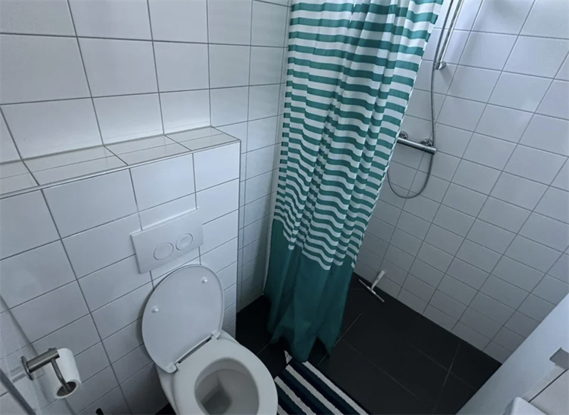 Bild 3 von 6