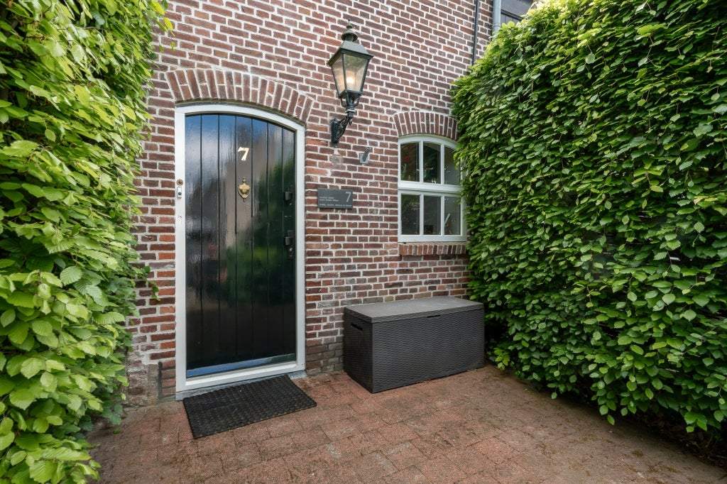 Afbeelding 1 van 49