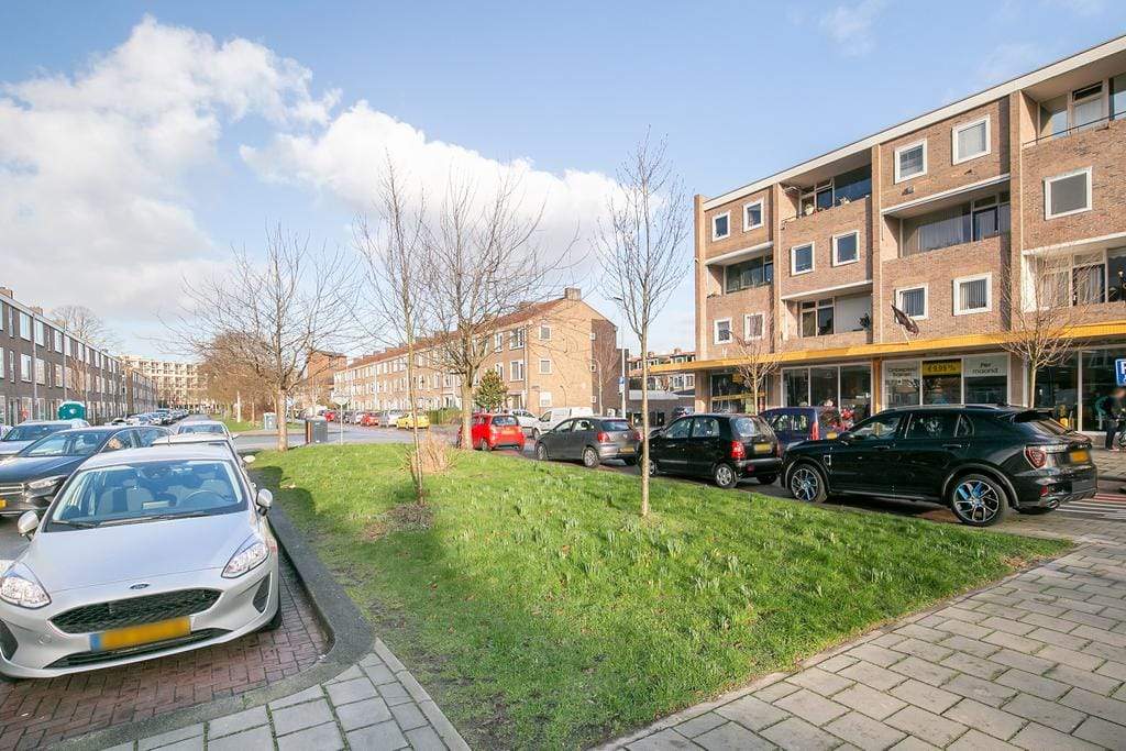 Image 23 sur 28
