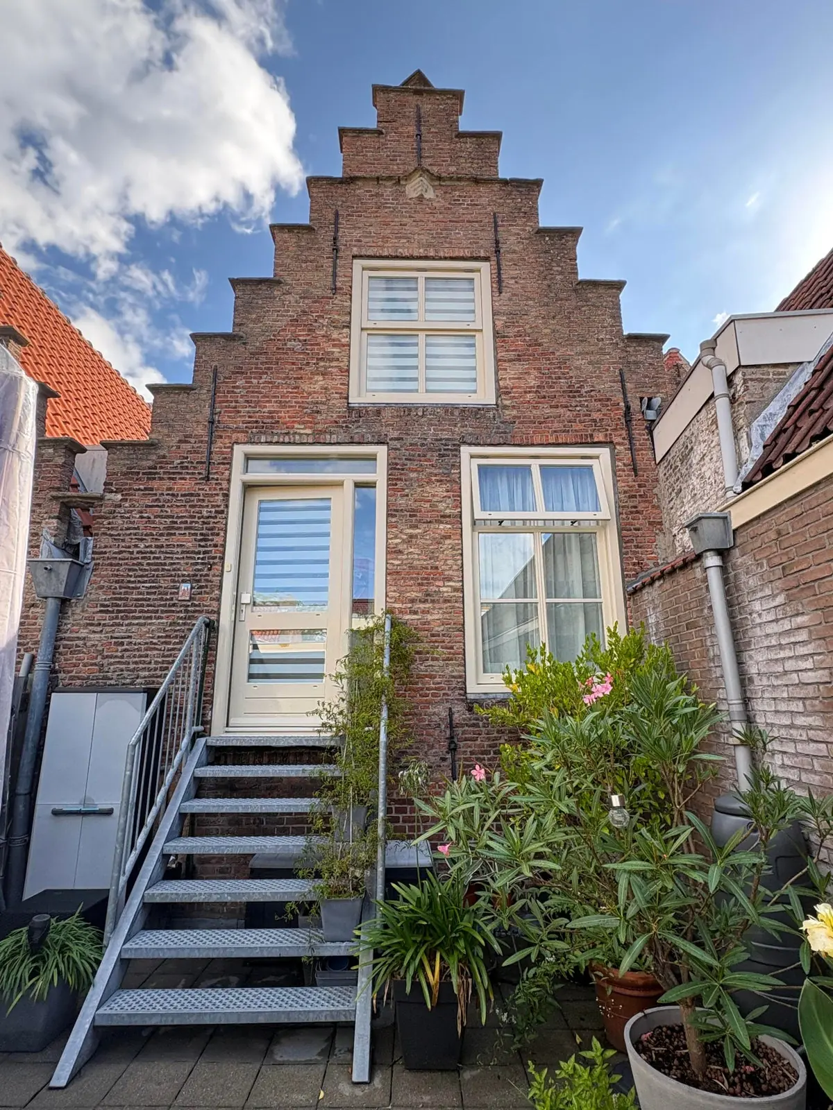 Image 1 of 19