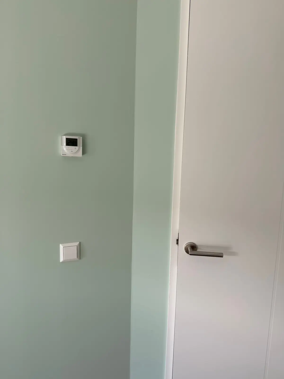 Image 4 of 10