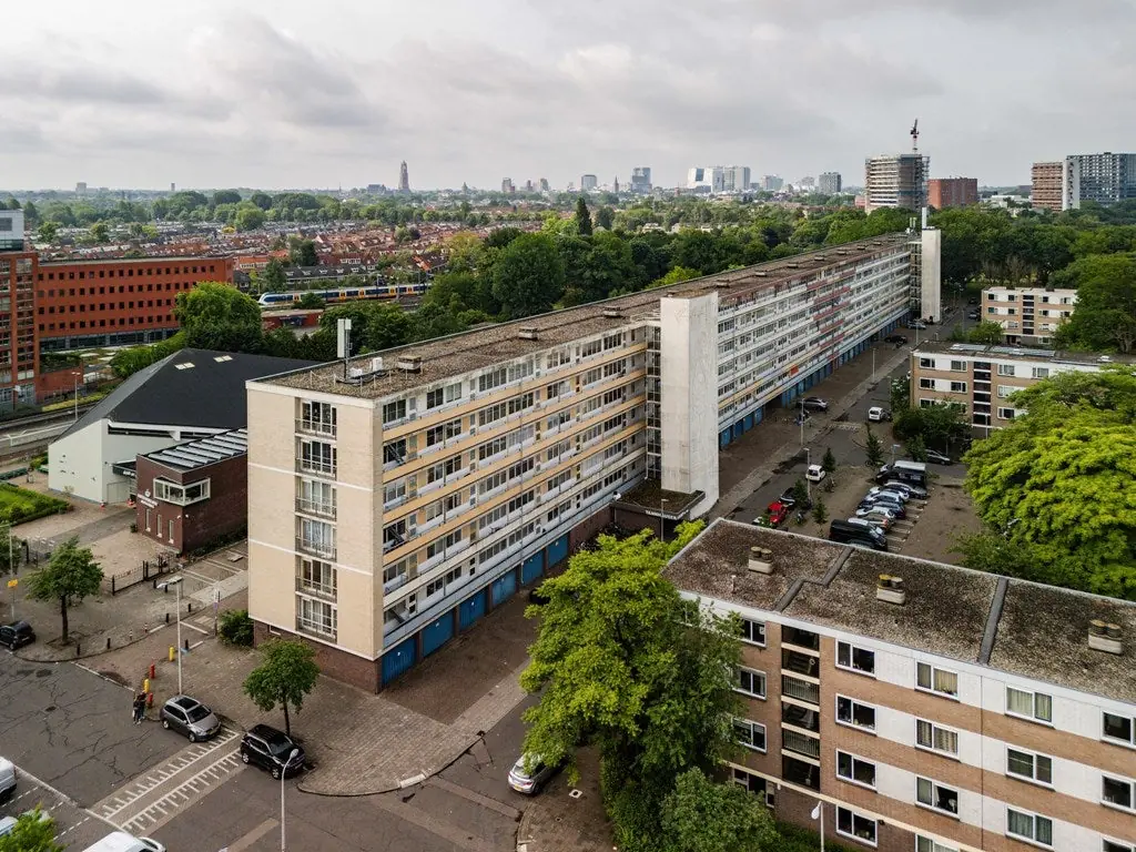 Image 18 of 20