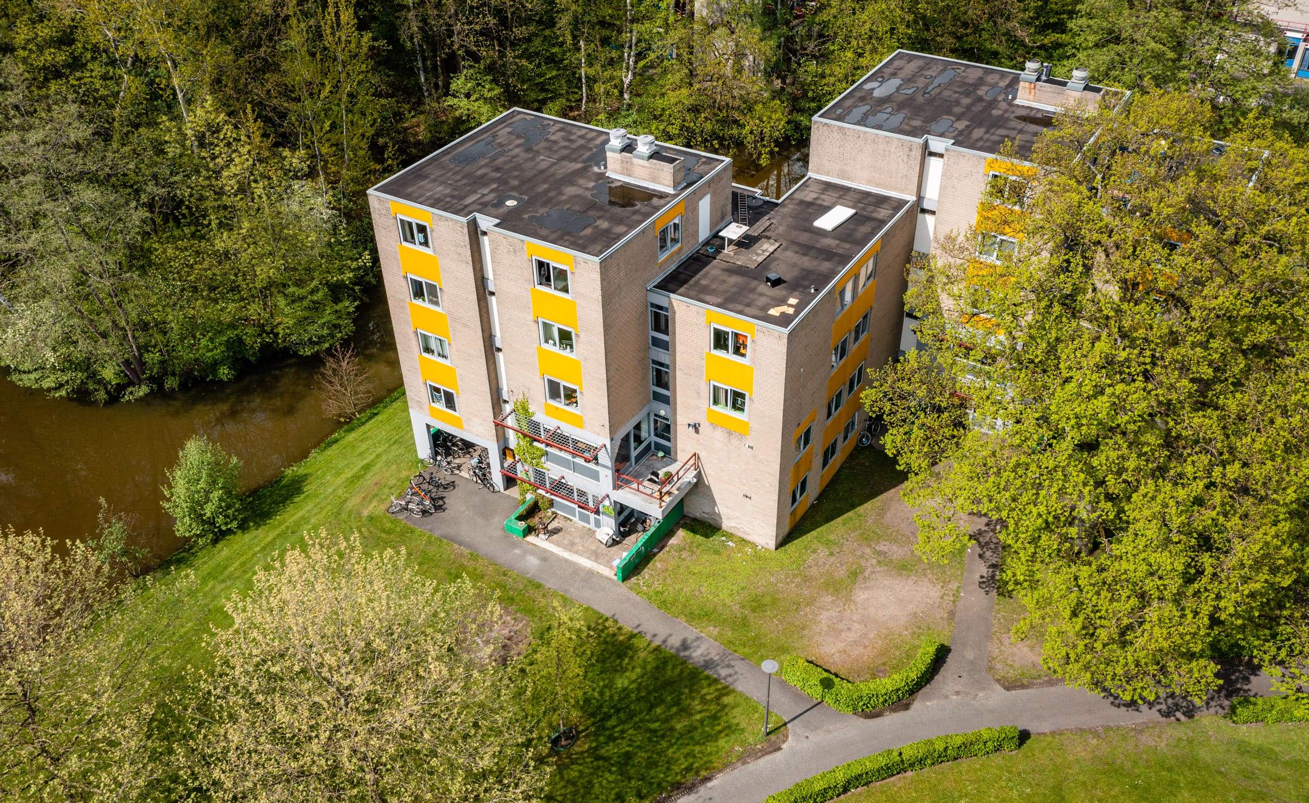Bild 2 von 12