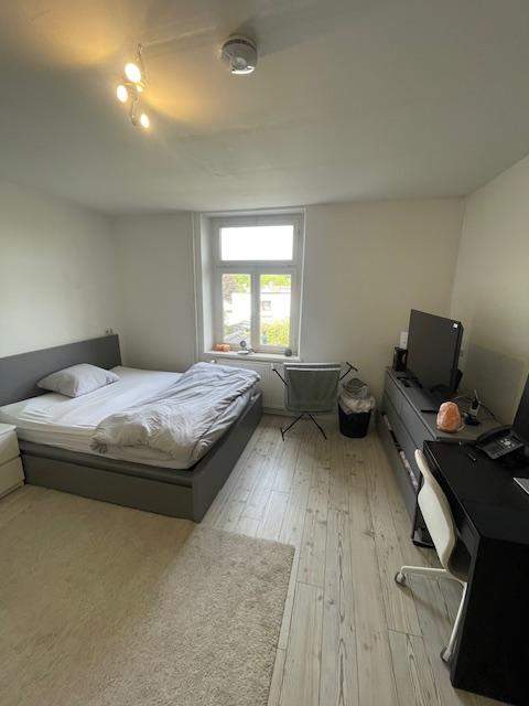 Bild 3 von 8