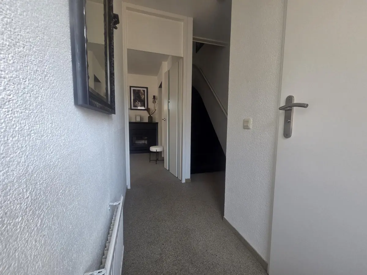 Image 23 of 24