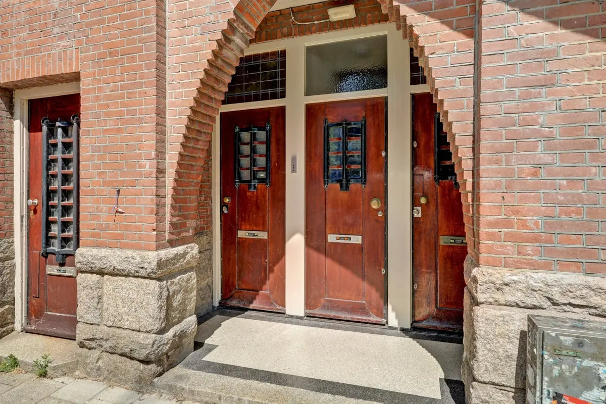 Image 1 of 33