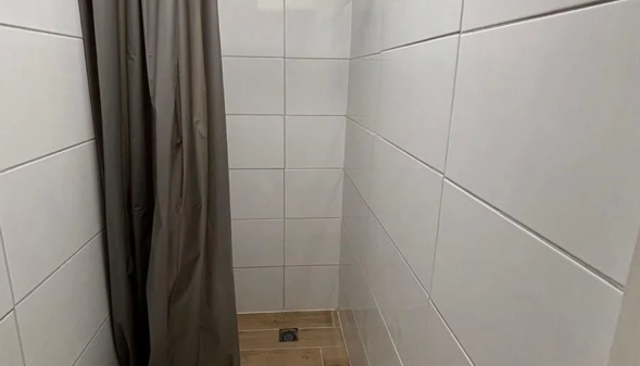 Image 2 of 2
